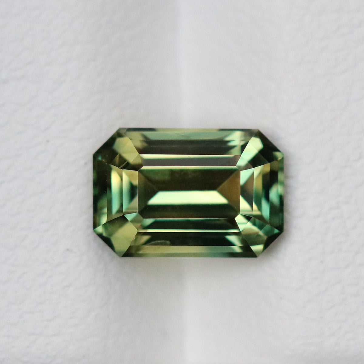 Natural Parti Sapphire 2.03 CT