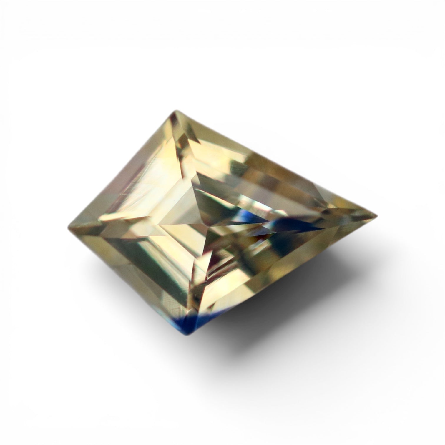 Natural Kite Shape Sapphire 1.04 CT