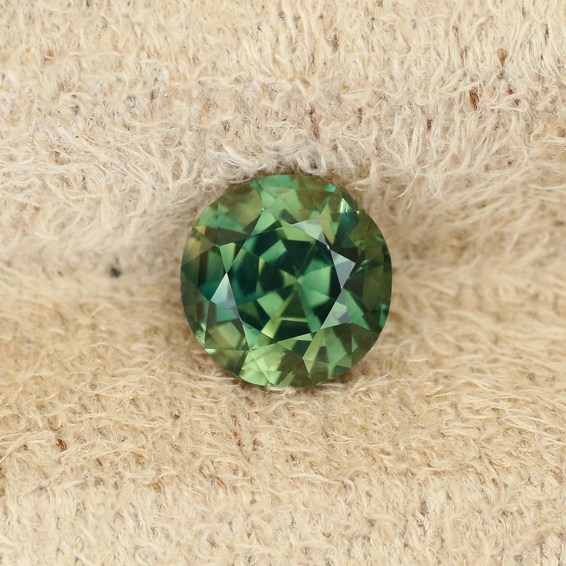 Australian Parti Sapphire 1.05
