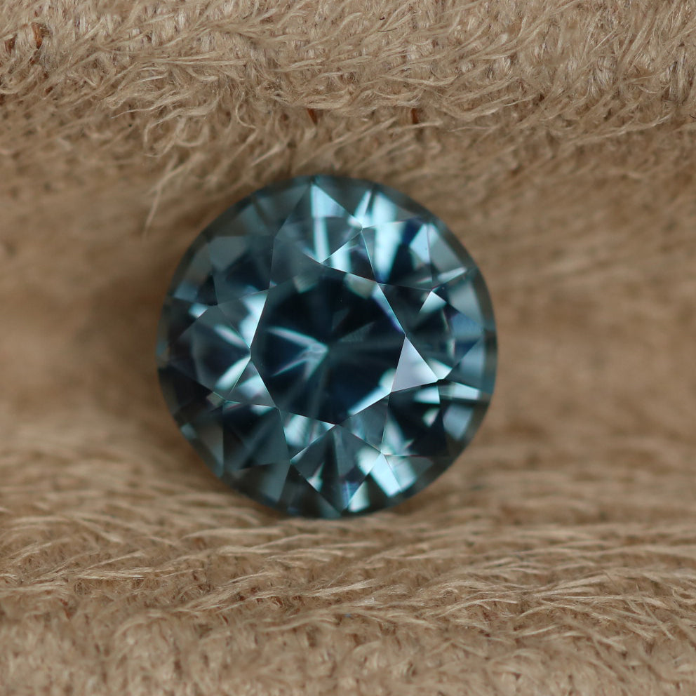Grey Spinel 1.59 CT
