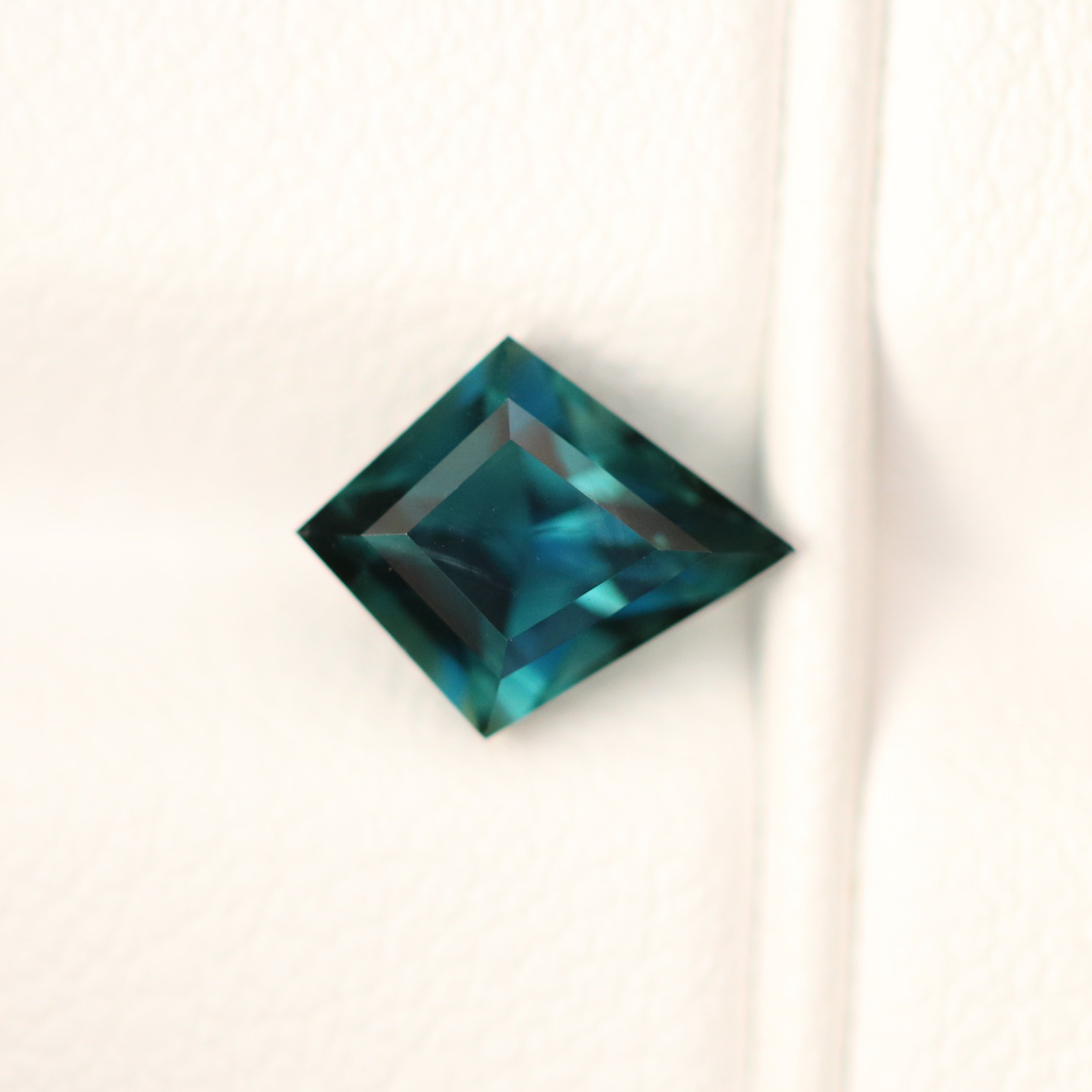 Natural Teal Kite Sapphire 1.52