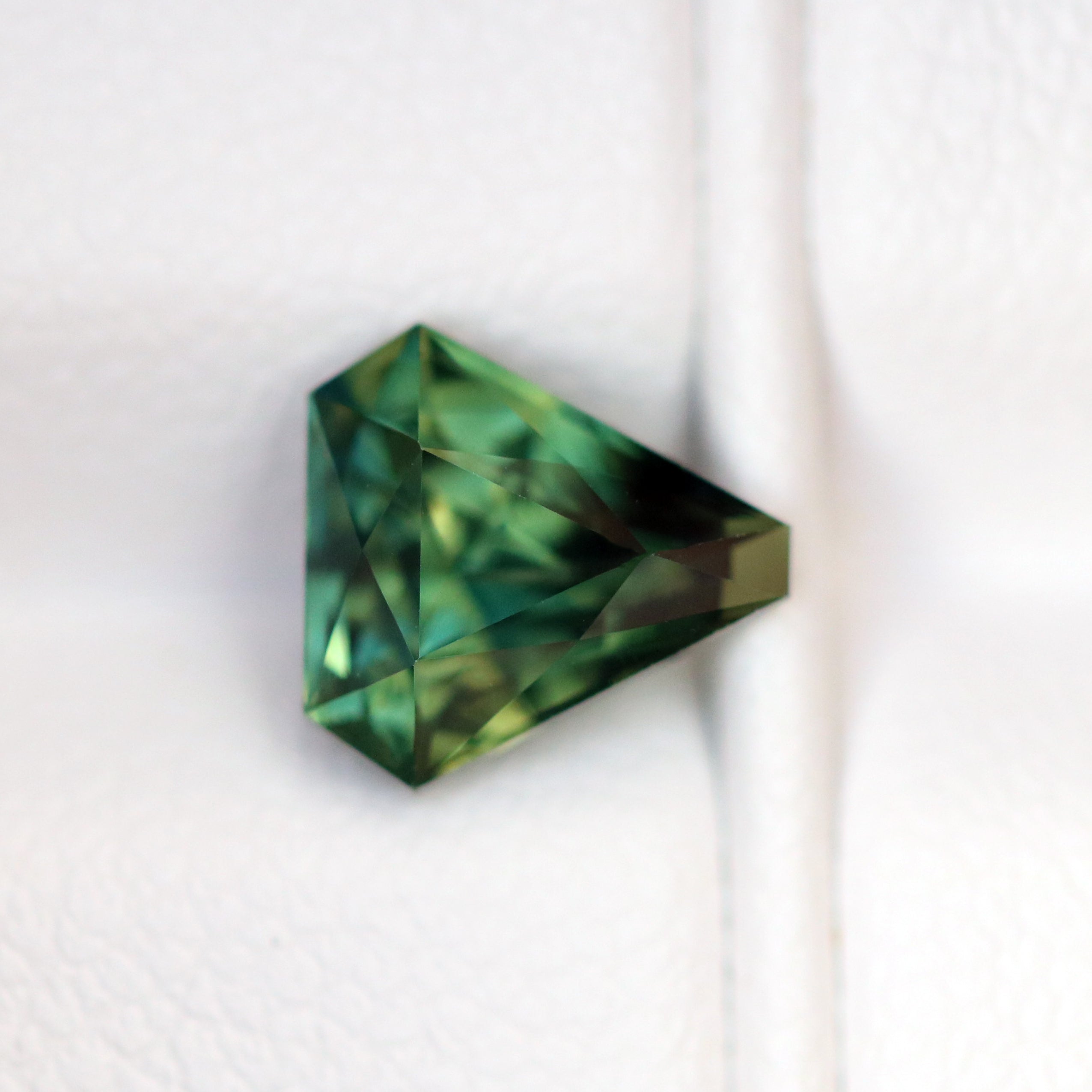 Australian Parti Sapphire 1.57 CT
