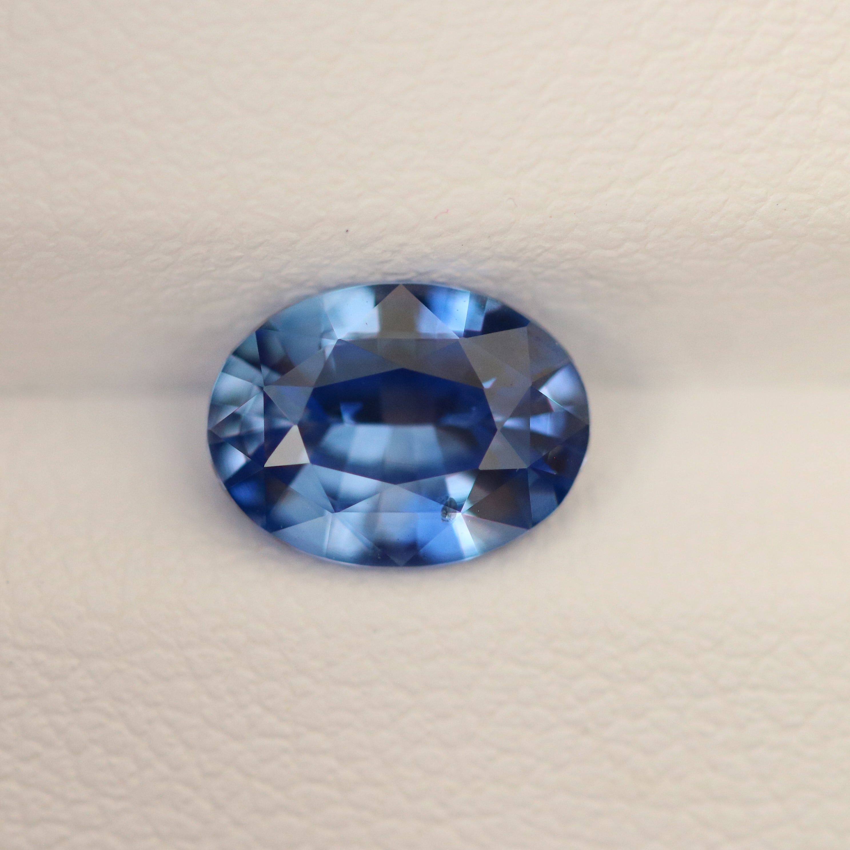Natural Blue Sapphire 1.56 CT Oval