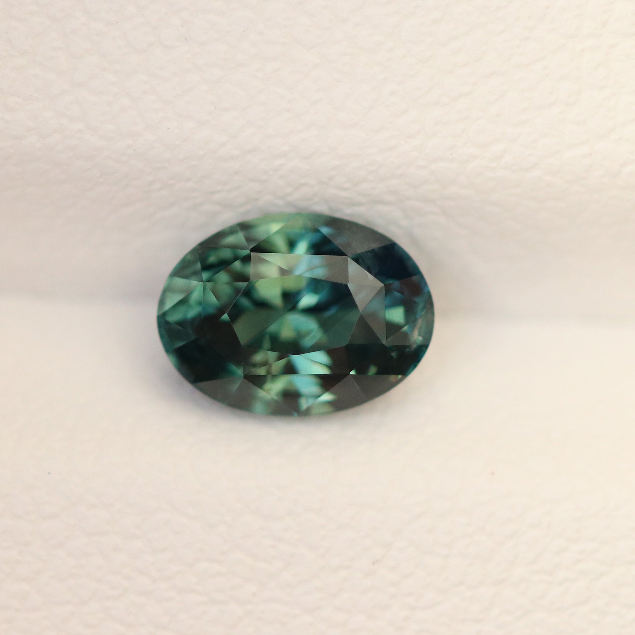 Natural Teal Sapphire 1.27 CT Oval