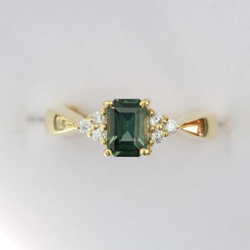 Green Sapphire Ring, Emerald Cut 14K Yellow Gold - STRAGEMS & JEWELS