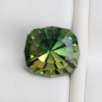 Australian Parti Sapphire 1.26 carats - STRAGEMS & JEWELS