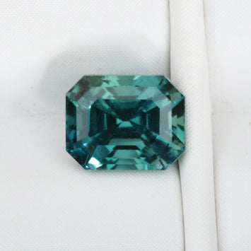 Natural Teal Green Sapphire 1.09 carats - STRAGEMS & JEWELS