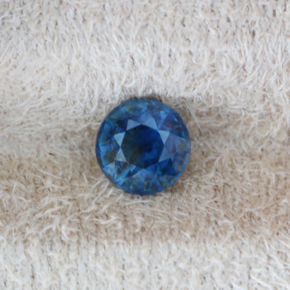 Teal Sapphire 0.95 CT / 5.7MM - STRAGEMS & JEWELS
