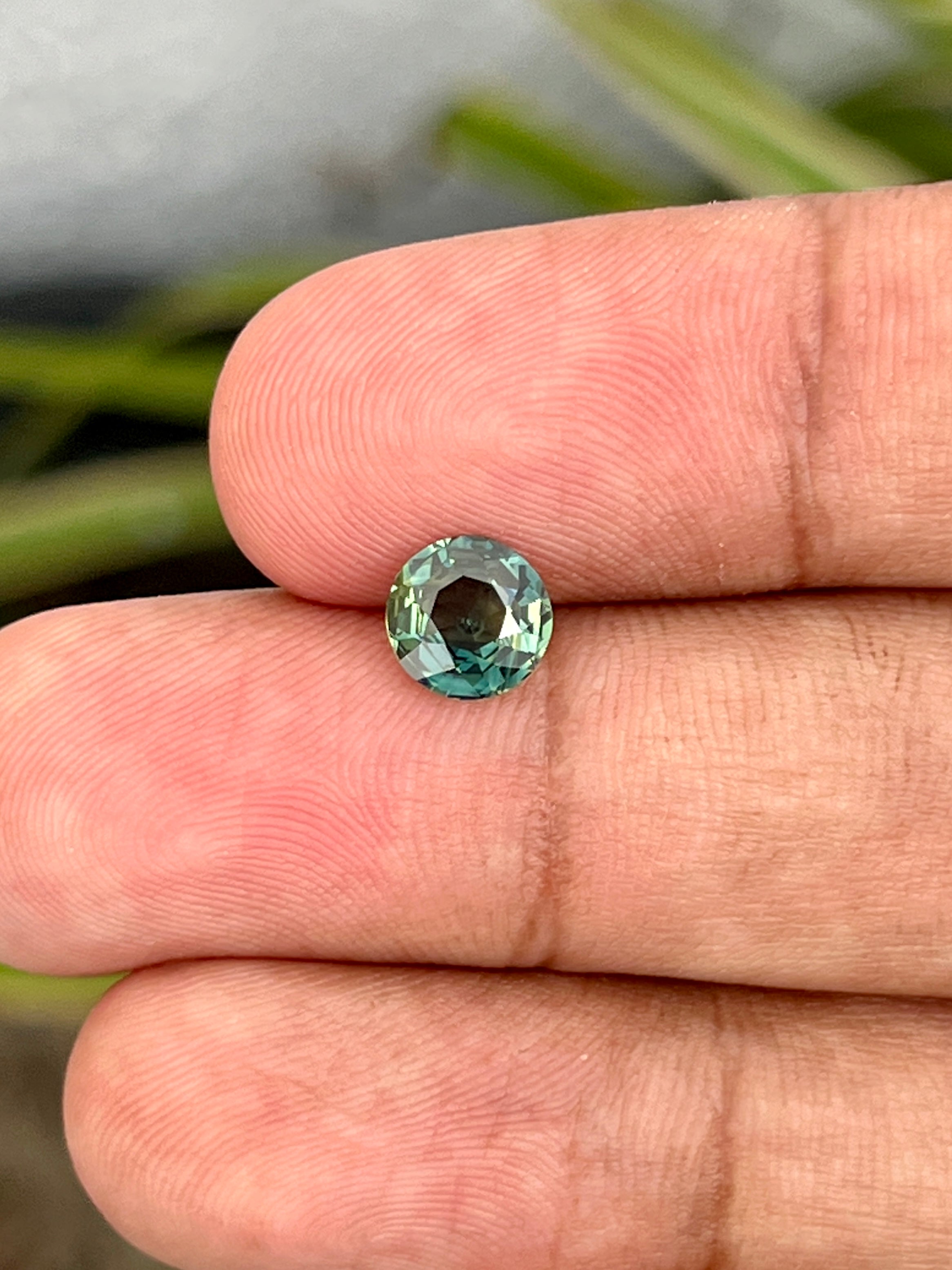 Australian Parti Sapphire 1.35 CT
