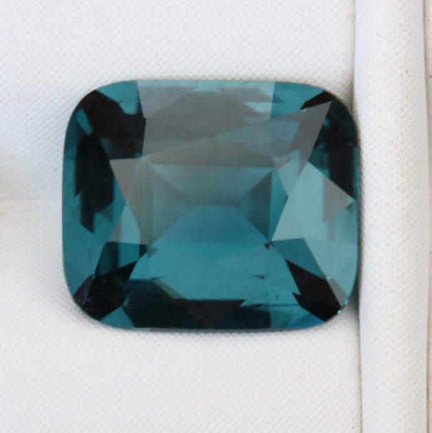 Teal Spinel 1.25 carats