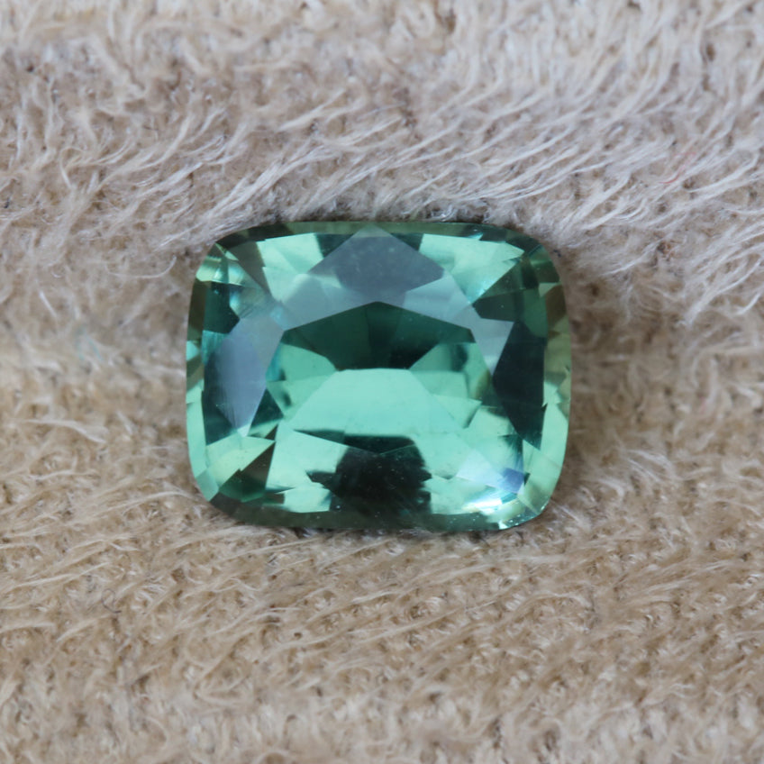 Green Sapphire 1.24 CT