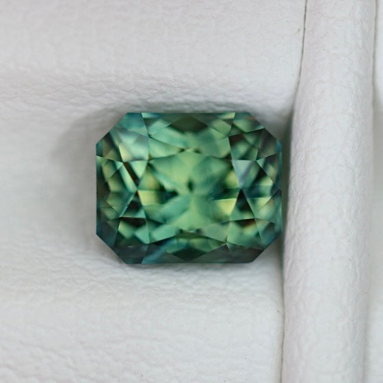 Australian Parti Sapphire 1.21 CT