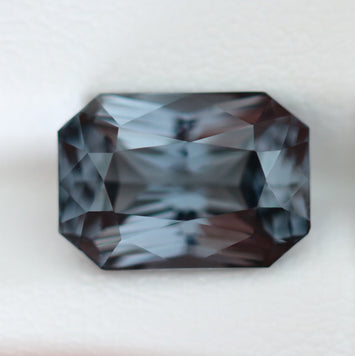 Grey Spinel 3.53 carats