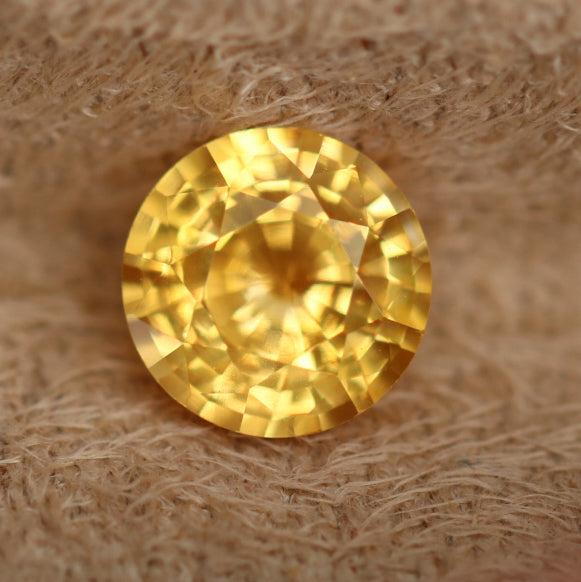 Yellow Sapphire 1.19 CT - 6.2MM