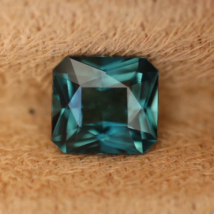 Teal Spinel 1.23 carats