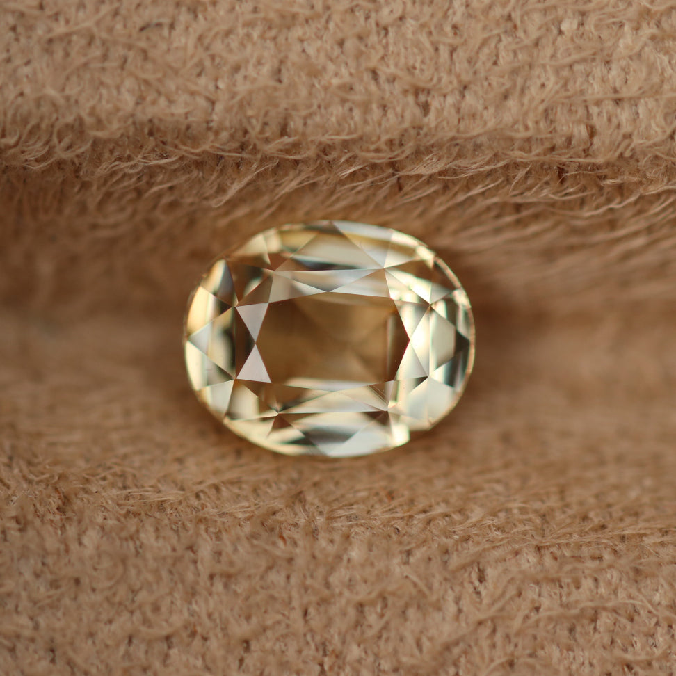 Natural Peach Sapphire 2.05 carats