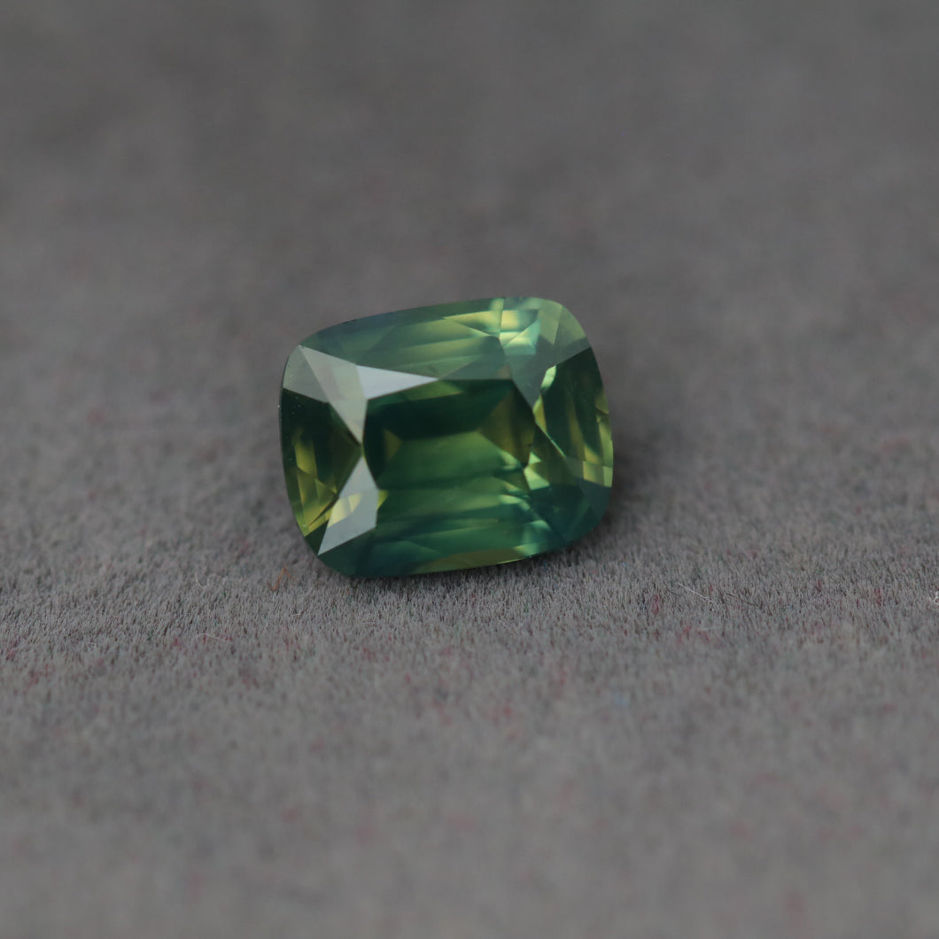 Australian Parti Sapphire 1.83 CT