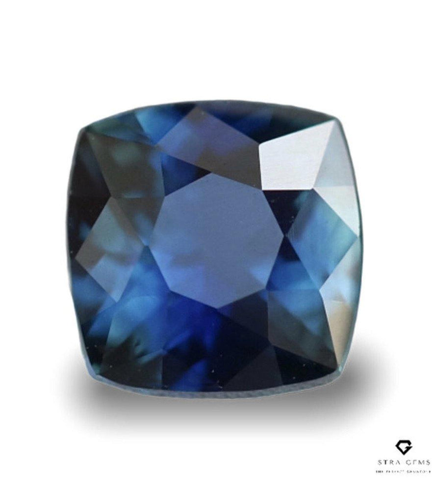Peacock Australian Blue Sapphire 0.68 carats - STRAGEMS & JEWELS