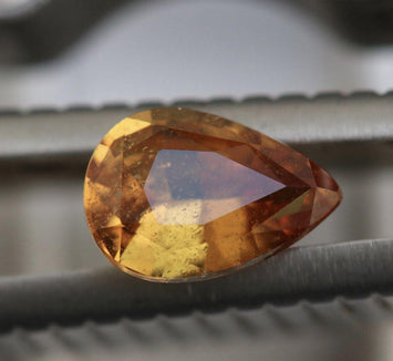 Orange Sapphire 1.16 Carats - STRAGEMS & JEWELS