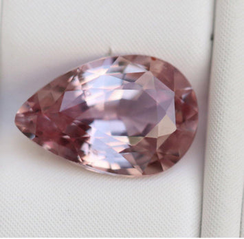 Ceylon Padparacha Sapphire 1.14 carats - STRAGEMS & JEWELS