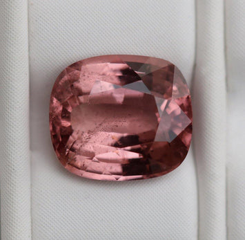 Natural Padparacha Colour Spinel 2.12 Carats - STRAGEMS & JEWELS